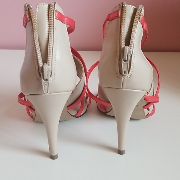 Cute going out heels - Picture 4 of 4